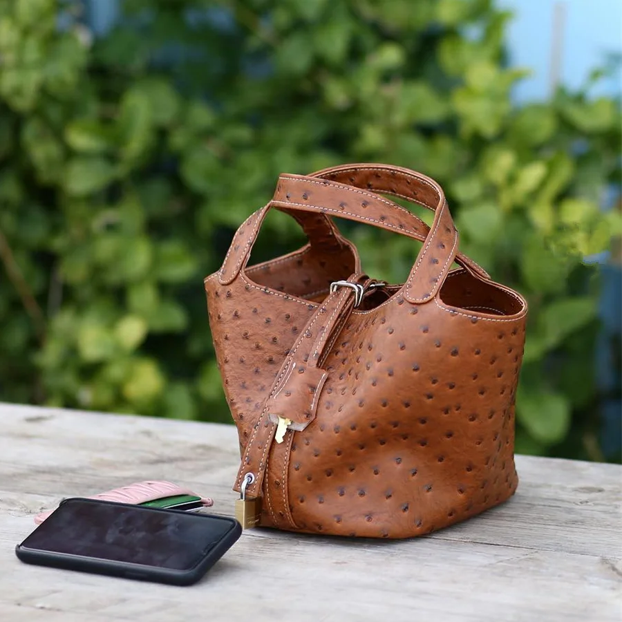 Source ins hot sale designer ostrich leather small handbag,vintage