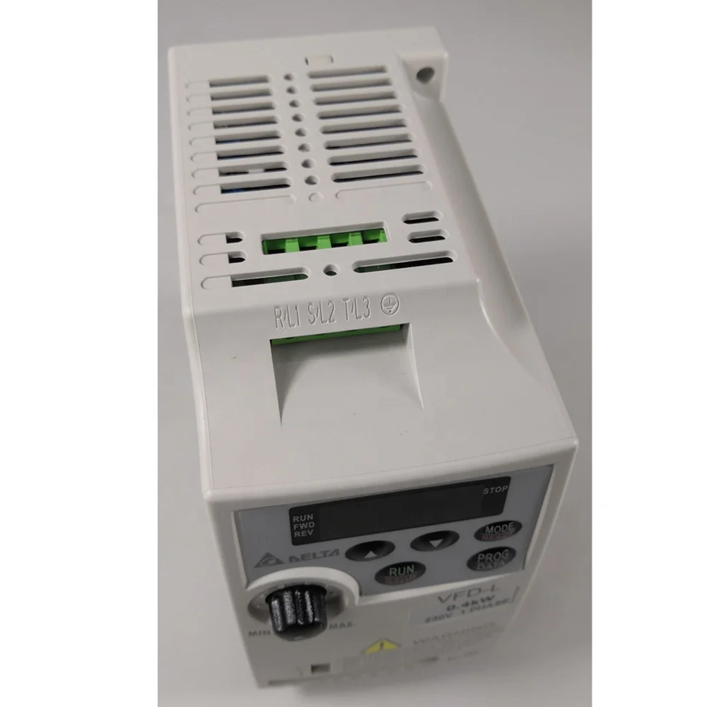 Инвертор DELTAL 400 Вт