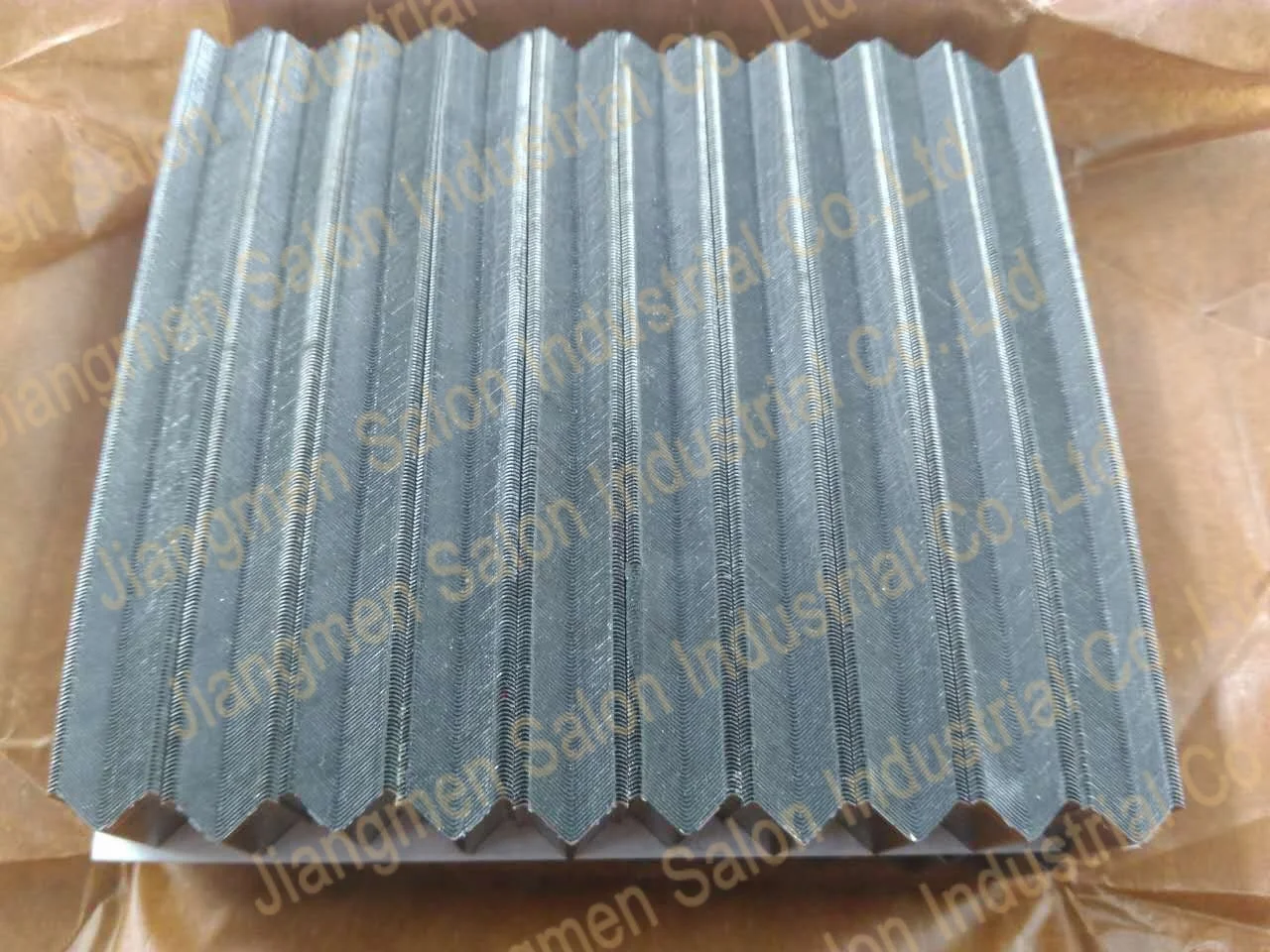 UNI AL V Nail Wedges Frame Pins