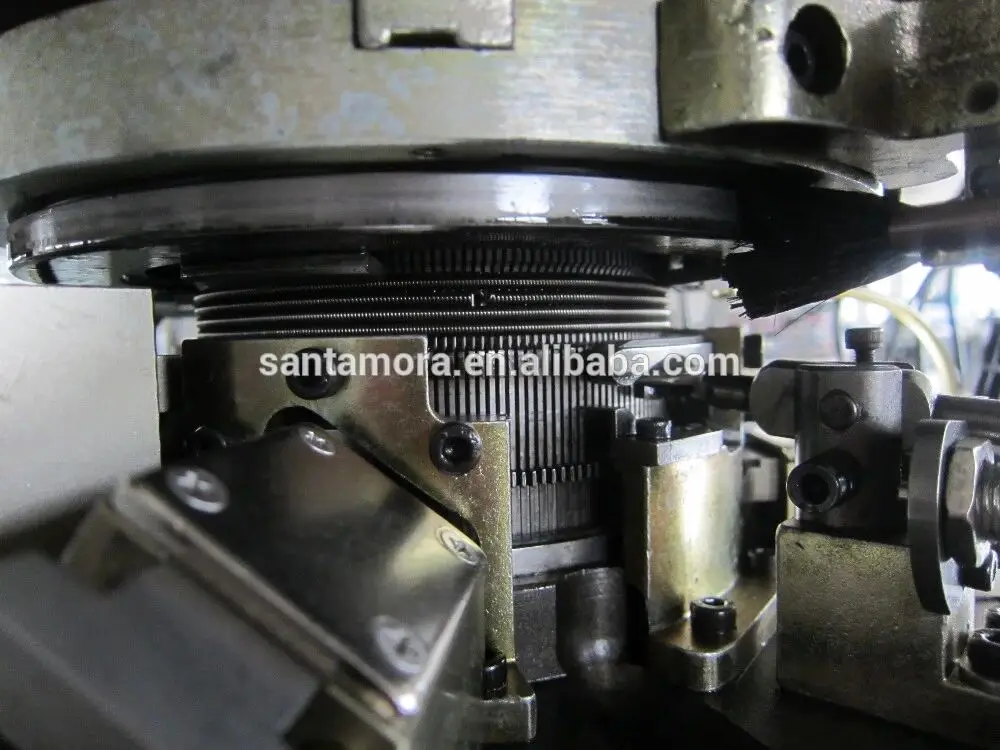 Двойной питатель Компьютеризированный жаккард Спорт носовая вязальная машина