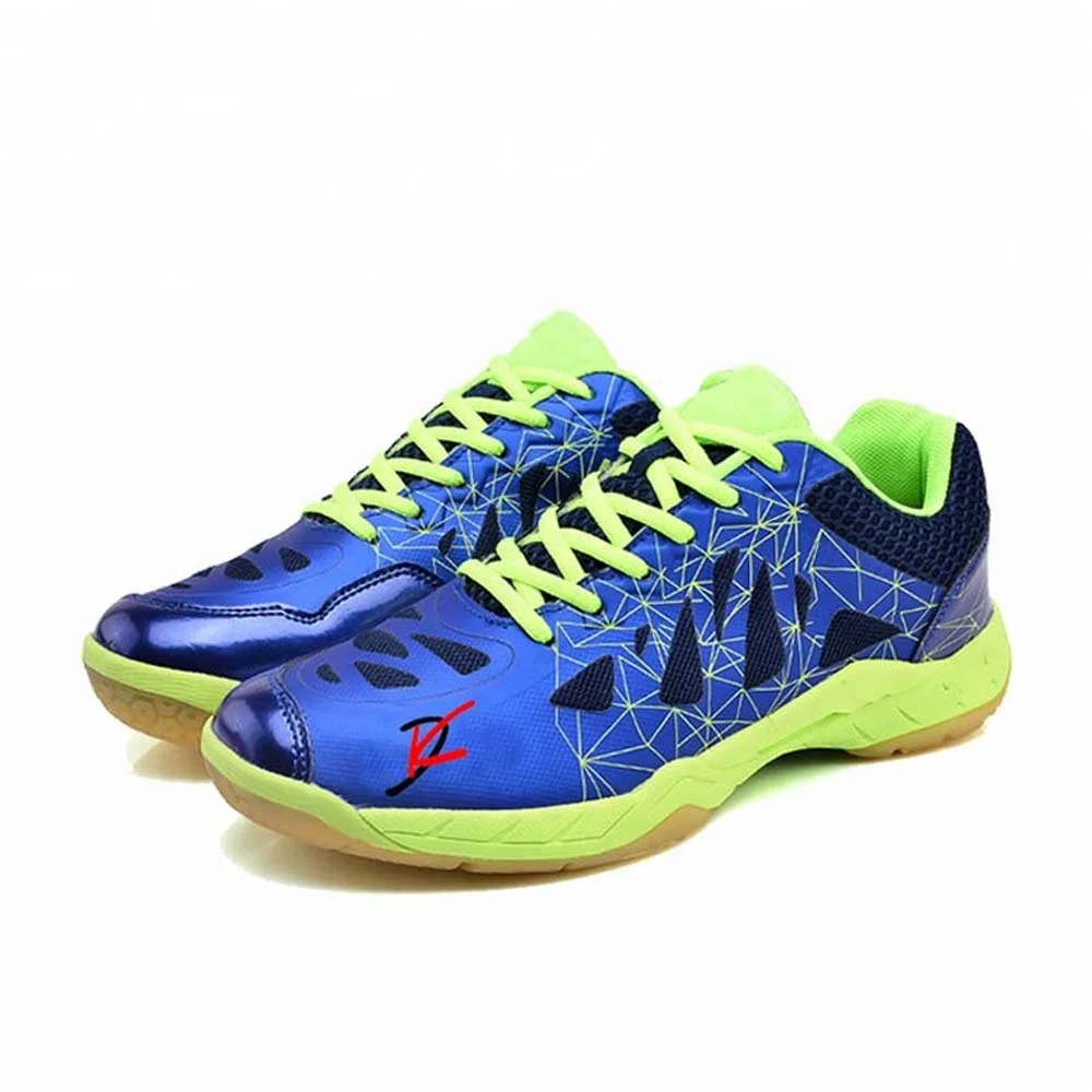 
 Кроссовки для спортзала и бадминтона  