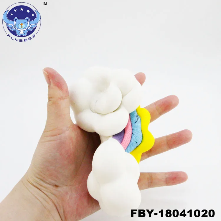 Flybear мягкими замедлить рост Радужный мост Squishies игрушки Рождественский подарок мультфильм крем
