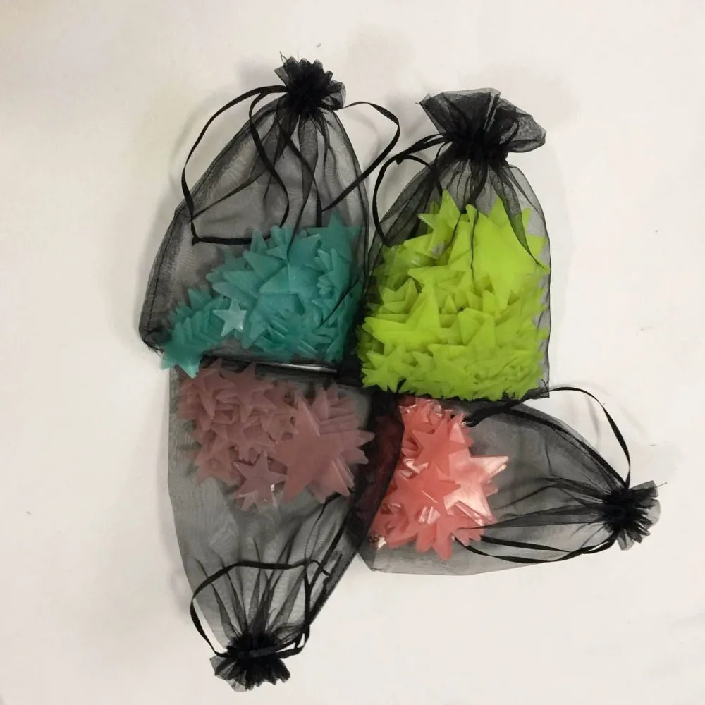 Декоративные наклейки с принтом пластиковые светящиеся в темноте звезды