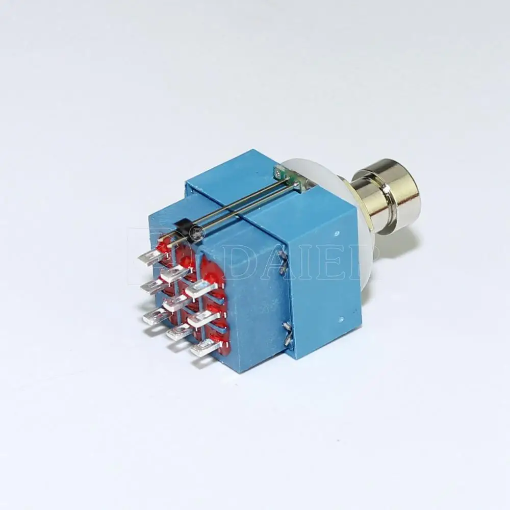 3PDT フットスイッチ LED付き　まとめ売り LED Illuminated 3PDT Footswitch - Reliable Guitar Pedal
