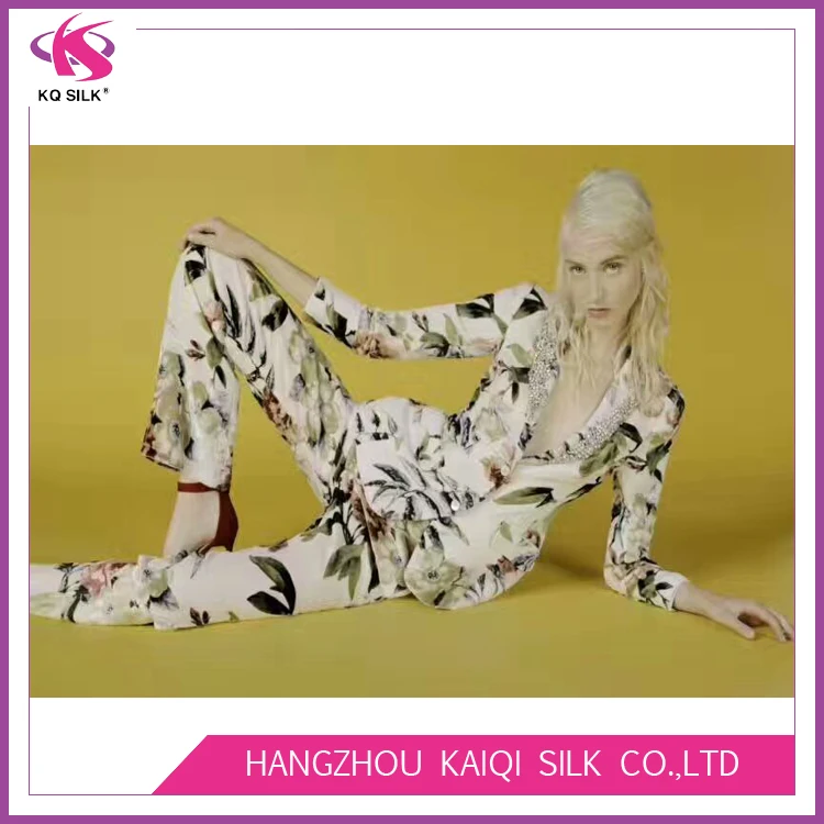 
 Лидер продаж, шелковая бархатная ткань из нейлона и вискозы с цветочным принтом  