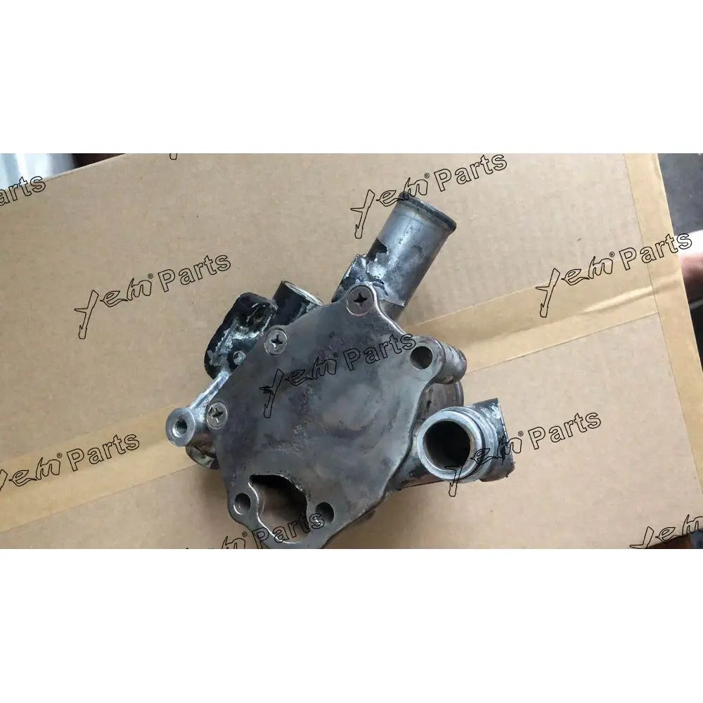 Machinery Part 3TNE68 Water Pump for Yanmar Engine