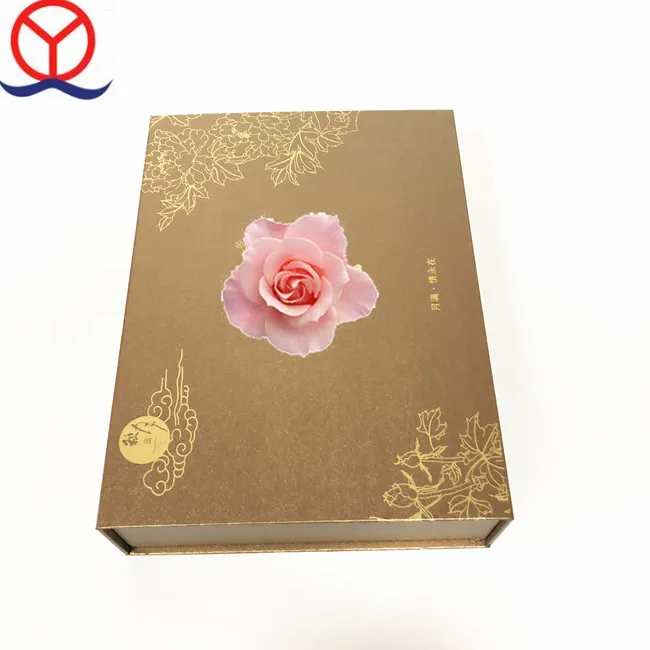 Custom A6 Size Cardboard Paper Book Shaped Flip Open Gift Box 4 Compartment with Embossing and Matt Lamination for Gifts