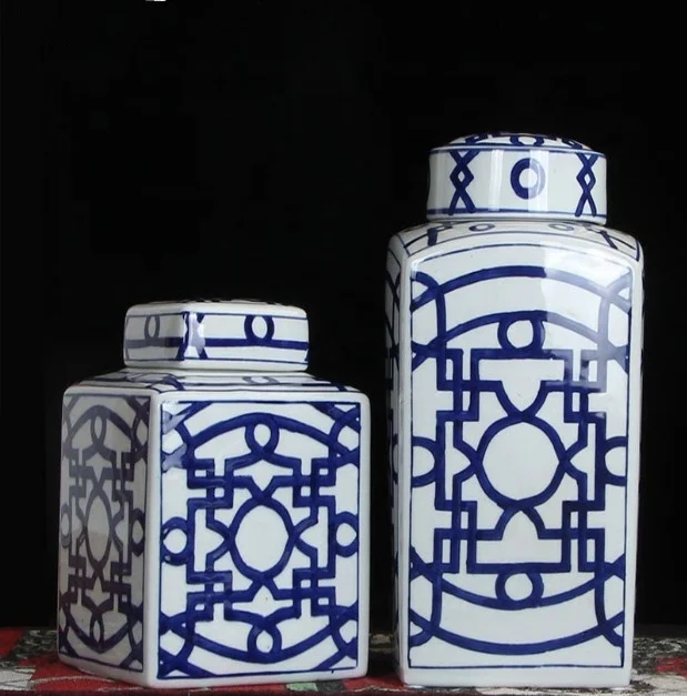High  Quality square Blue and White Ceramic Garlic Salt Cookie Jar for Storage