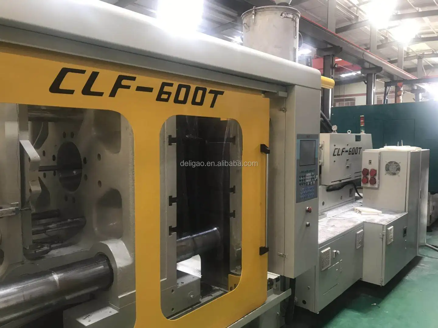 
 Использованная машина для литья под давлением 800 тонн, Сервосистема, машина  