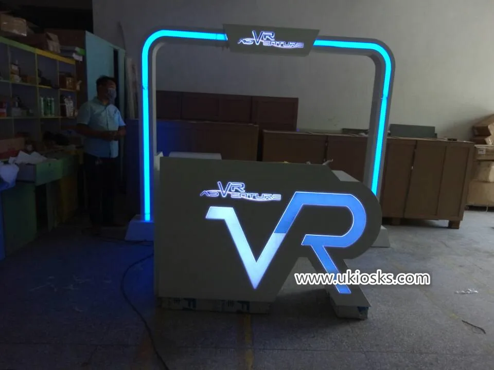 Attractive Retail 3d VR Experience Kiosk for Shopping Mall Modern Experience Counter VR Counter Display Stand Idea for Sale