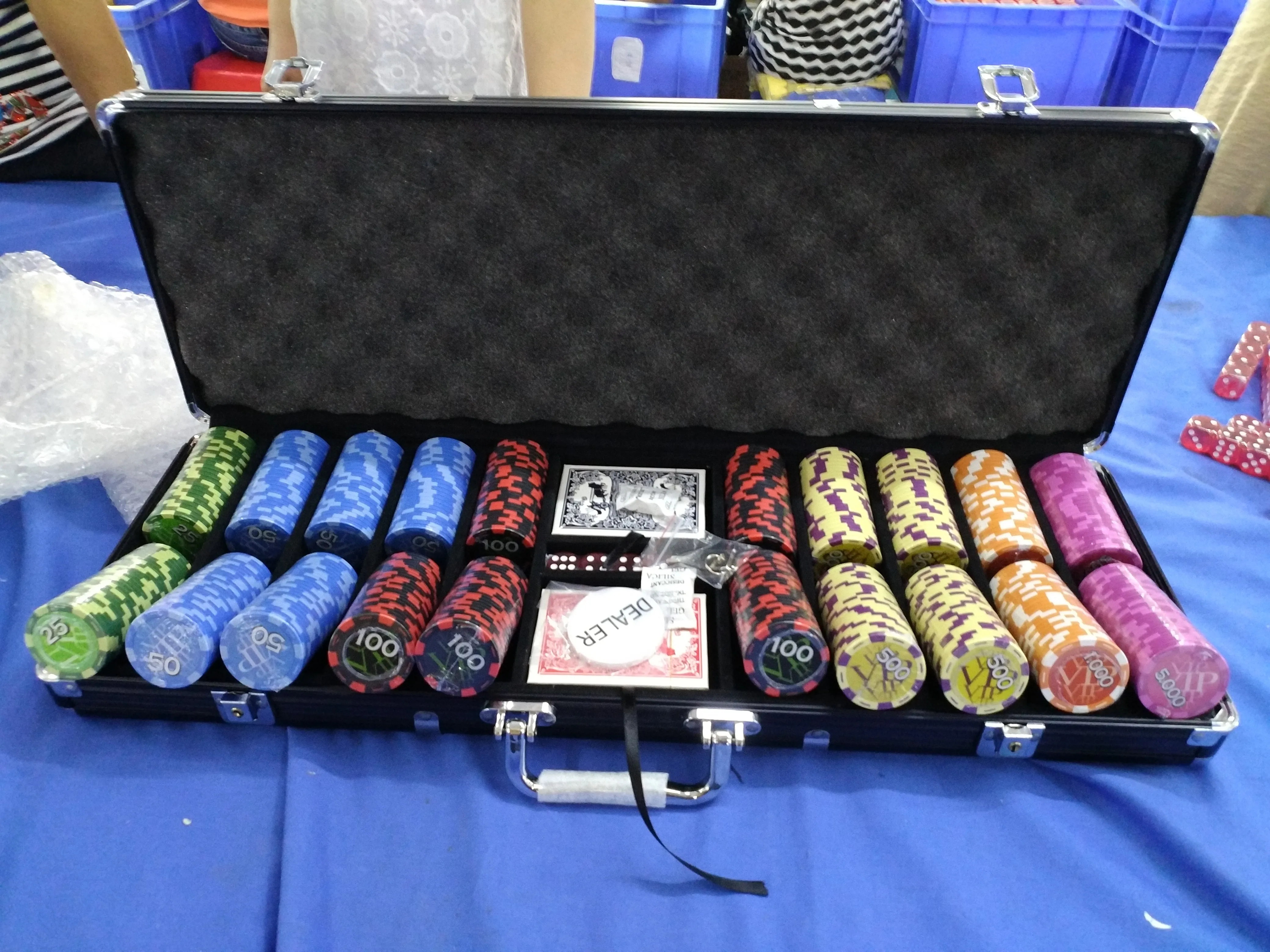 Набор покерных чипов 14 г под заказ для казино