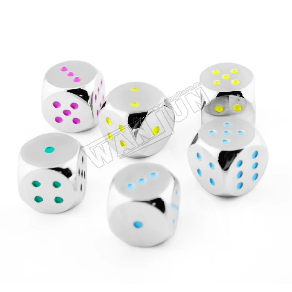 Сувенирные тисненые большие кубики