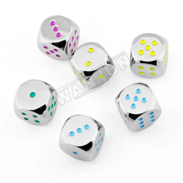 Сувенирные тисненые большие кубики