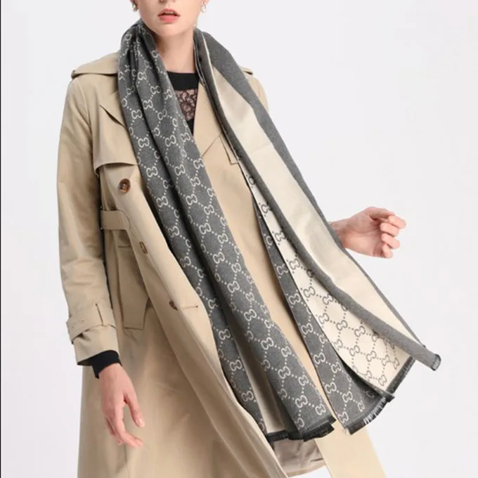 Knitted Scarf Gucci Sjaal Beige Hot Sale China Design Knitted Scarf - Main Image