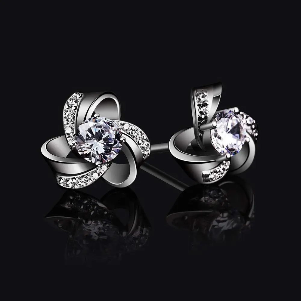 Minimalist Flower Design Three Leaf Clover Earrings
