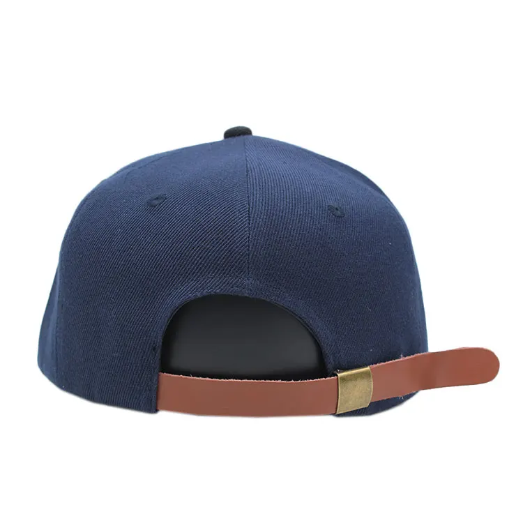 Custom Flat Bill Leather Patch Embossing Snapback Cap