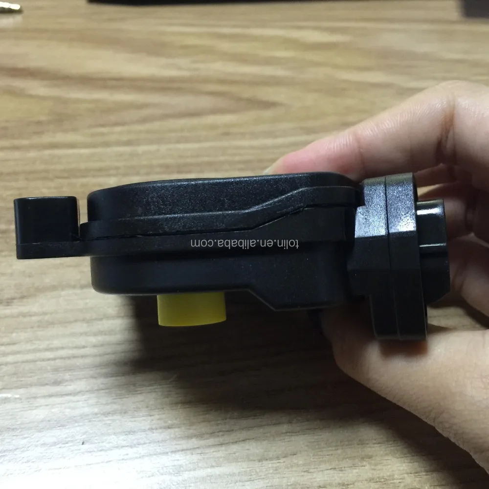 
 Привод дверного замка OEM 95735-IG020 95745-1G020  