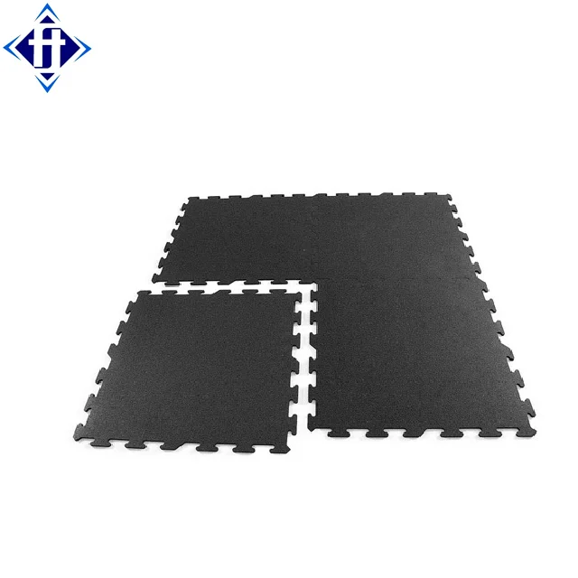 Interlocking rubber tile1