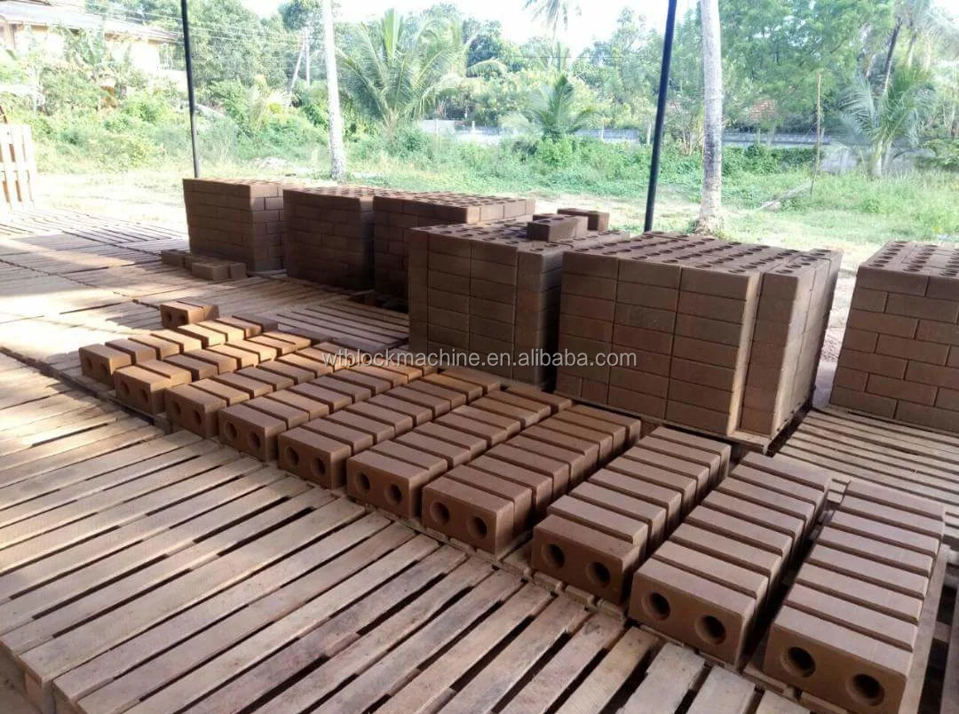 кирпичи из глины и соломы саман. блоки из глины. блоки из глины. керамические поризованные блоки porotherm. кирпич сырец месопотамия.