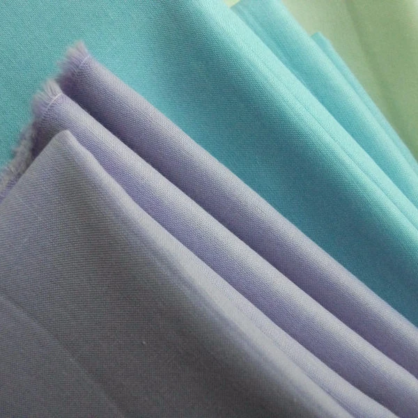 100% хлопчатобумажная муслиновая ткань C80 * 80 90*88 цветная тонкая хлопчатобумажная ткань