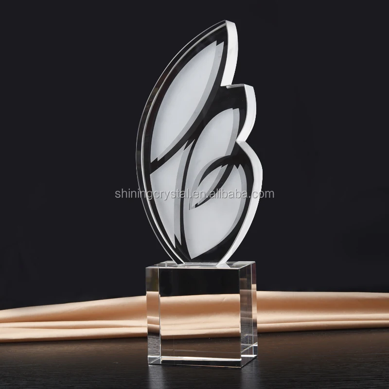 OEM/ODM Shining Wing Shape Crystal Glass Award Butterfly Crystal Trophy for Art Gifts Custom Crystal Crafts