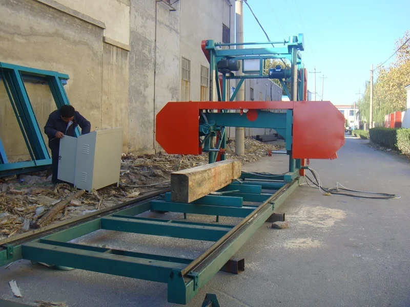 Горизонтальная ленточная пила Kinger для резки