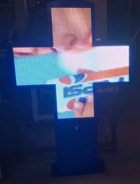Electronic LED Cross Billboard/led Cross Symbol Sign for Pharmacy Store/full Color Led Street Cross Display Led Pharmacy Sign