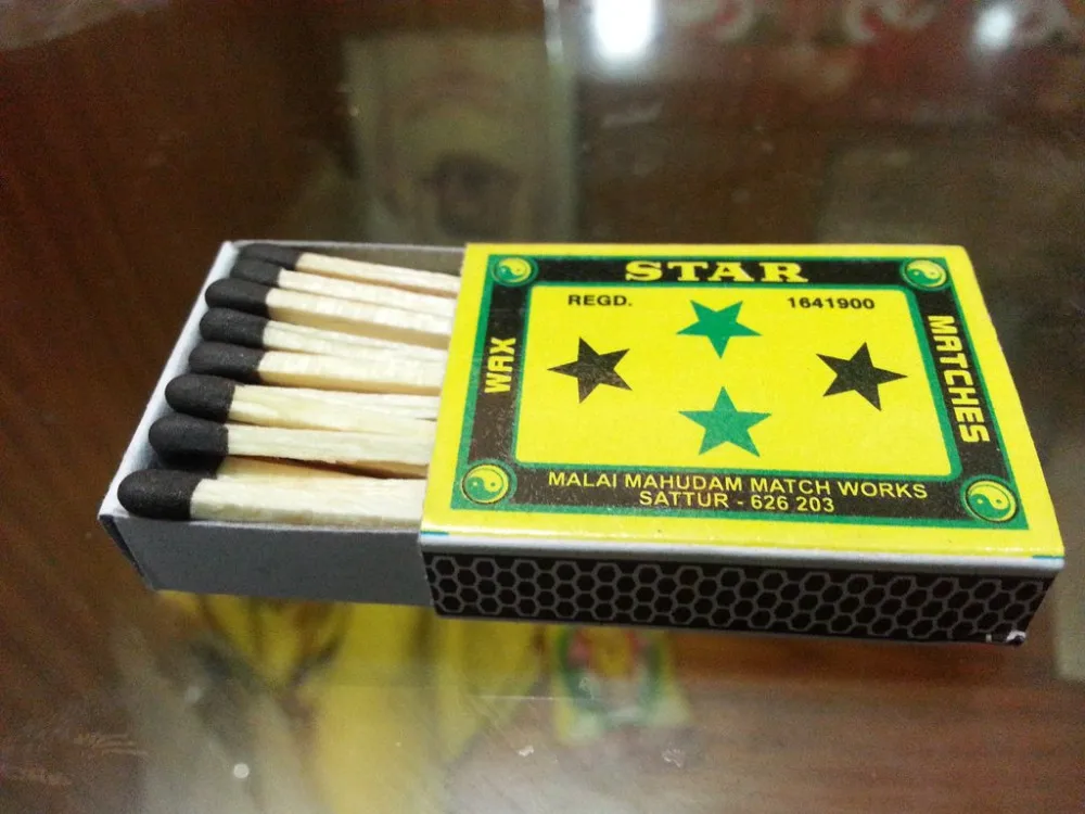 Safety Wooden Match Box with Colorful Black/White Match Head Household Gift Outdoor Wedding Candle Matchstick Made Wax Cardboard