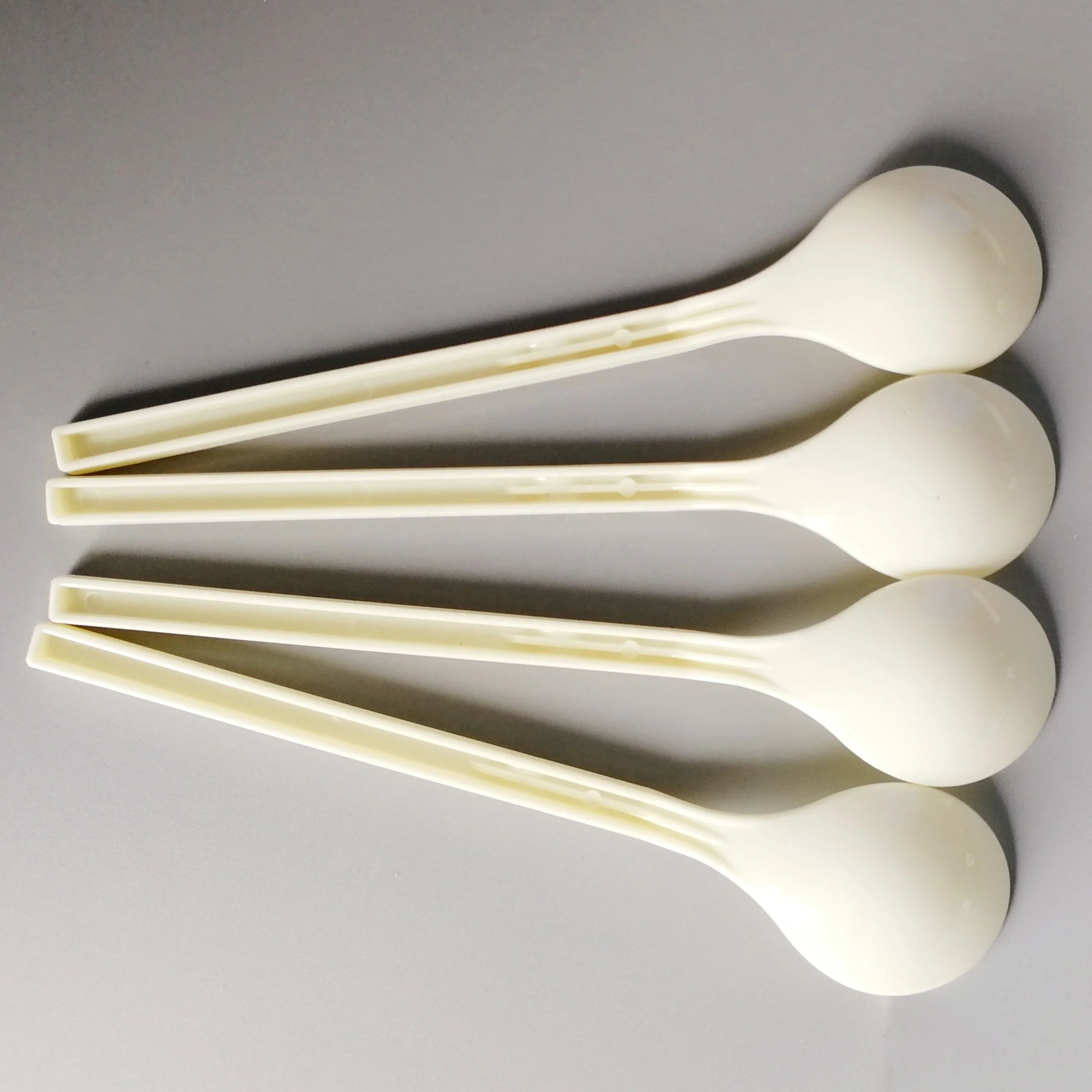 Best selling disposable plastic ice cream  spoon wholesale small tea spoons