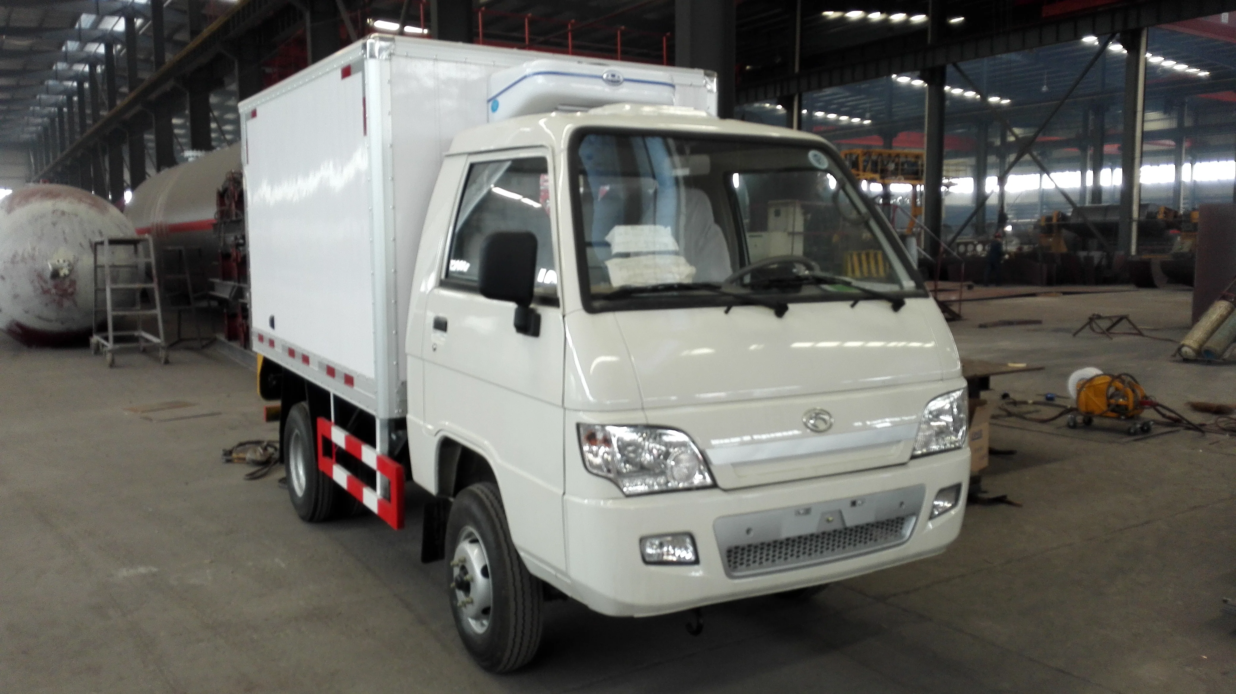 Фотон 4. Foton Forland 1t. Foton Forland 5 тонн. Foton Forland 0.5t bj1020v0j31. Foton Forland 3 тонны термос.