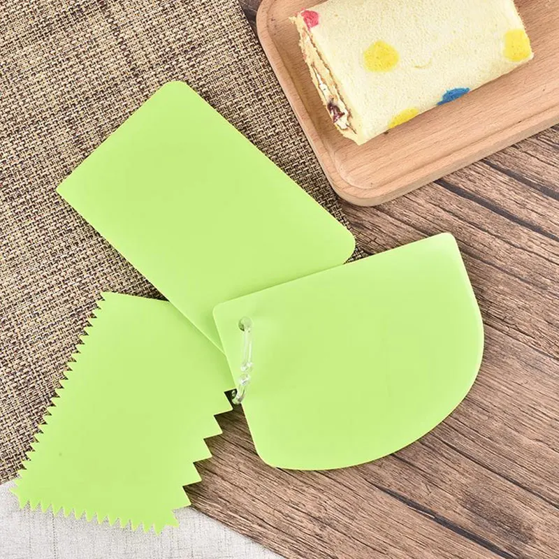 3 Pcs Plastic Dough Icing Fondant Scraper Cake Plain Smooth Jagged Edge Spatula