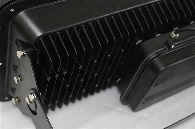 1000w led flood light 3.jpg