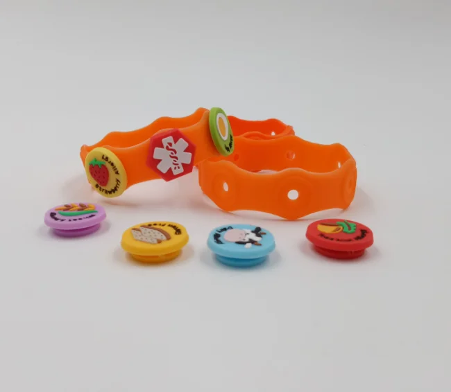 Siliconen Allergie Armband Met Allergie Knoppen Kids Id Polsband Buy Allergie Knoppen Kids Id Polsband Siliconen Allergie Armband Product On Alibaba Com