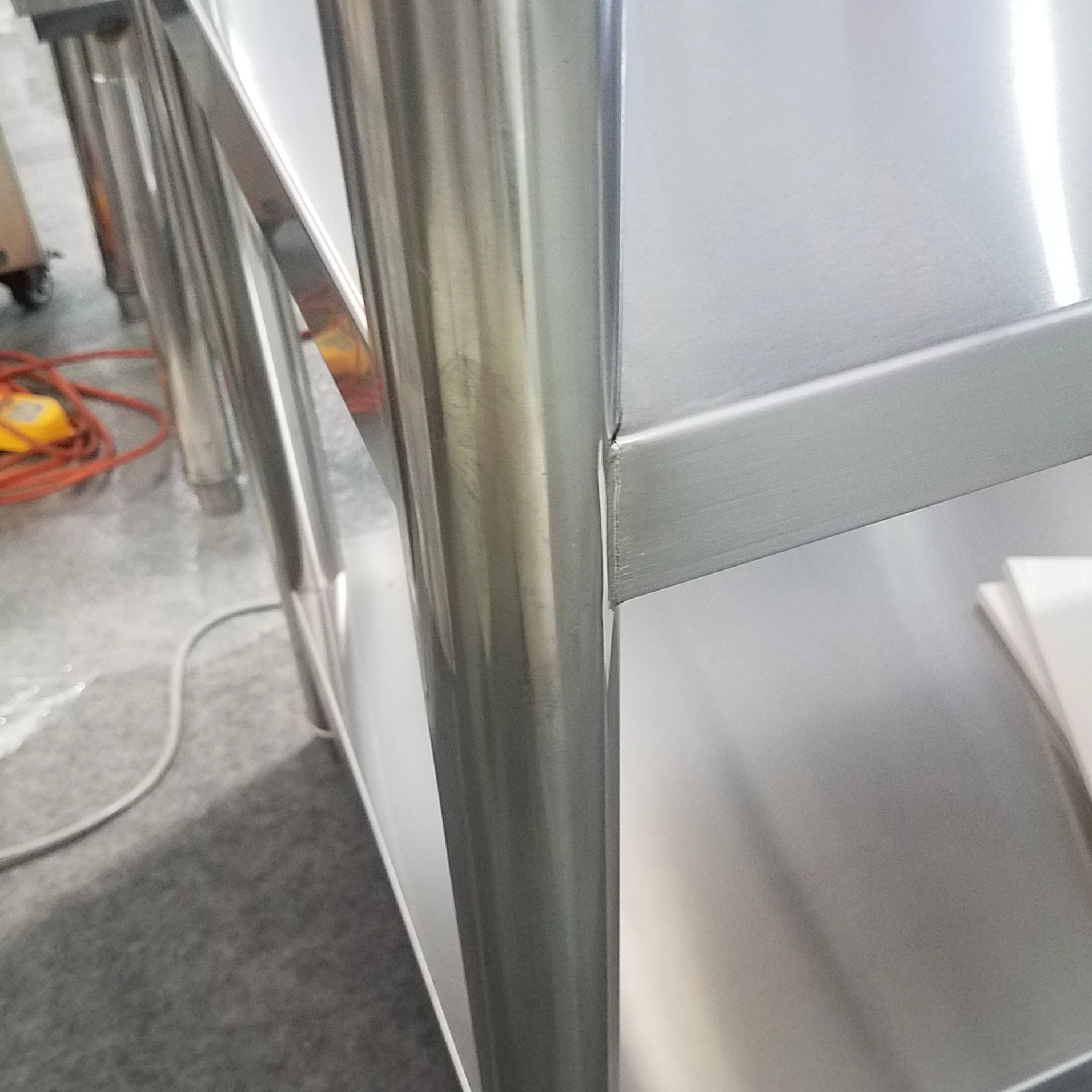 Из нержавеющей стали коммерчески кухонный Рикер Рабочий стол w/плинтус