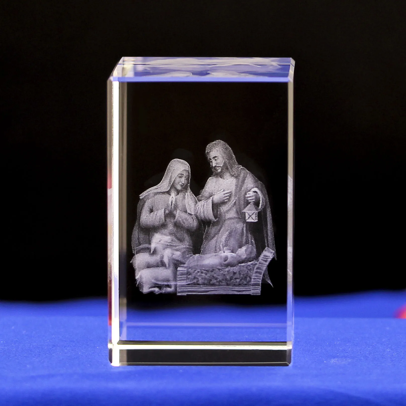 Customized Multi-pattern Cross Statue of Jesus 3D Crystal Laser Engraving for Religious Gifts manufacture