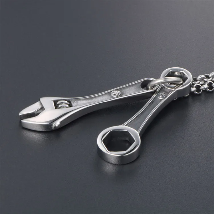Direct Factory Price China Jewelry Wholesale Men Unique Stainless Steel Pendant Spanner Wrench Necklace