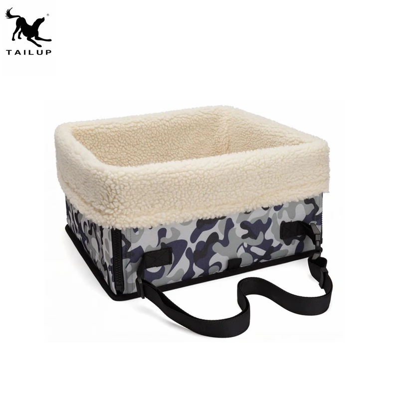 Portable Collapsible Lookout Pet Booster Car Seat Classic Style with Zipper Closure Polyester Material Featuring Printed Pattern