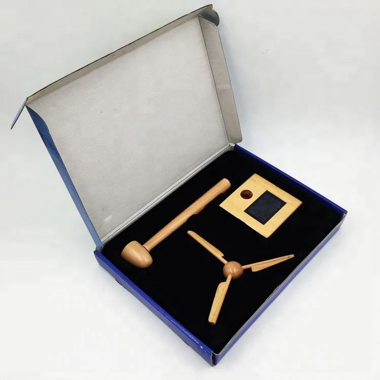 Индивидуальная и популярная деревянная ветряная мельница на солнечных батареях для игрушек и сада