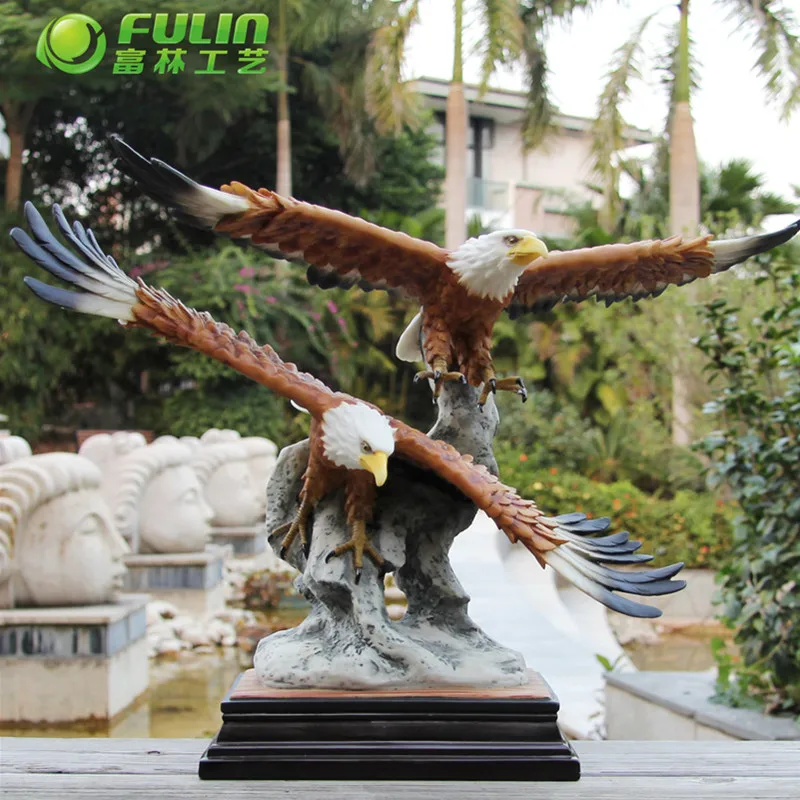 WEHOMY Statue d'aigle en résine Tête d'aigle Ornement Résine Artisanat  Bureau Style Européen Tête d'aigle Sculpture : : Cuisine et Maison