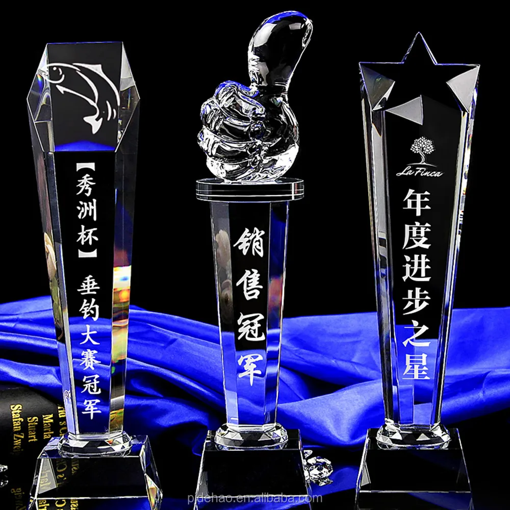 
 Новый дизайн 2017, красивый хрустальный трофей в форме бриллианта  