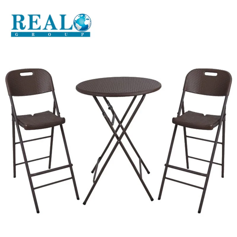 Cheap Lightweight Plastic Small Folding Table Price on a Big Discount