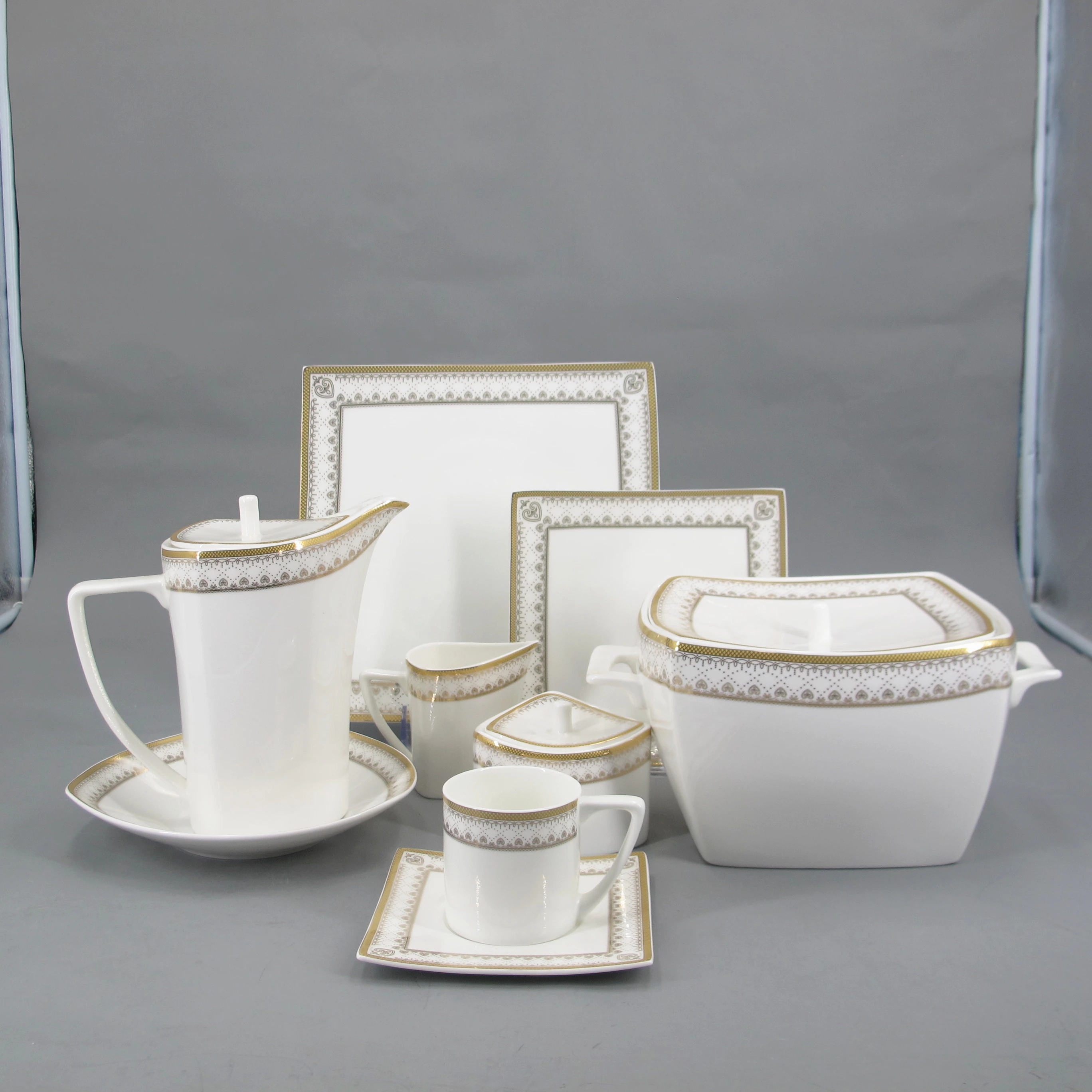 Chinese style Bone China Dinnerware Set Porcelain 20 Piece Dinner Set More  than 45% bone meal and bone china Service for 10 (Size : 56pcs): Buy Online  at Best Price in UAE 