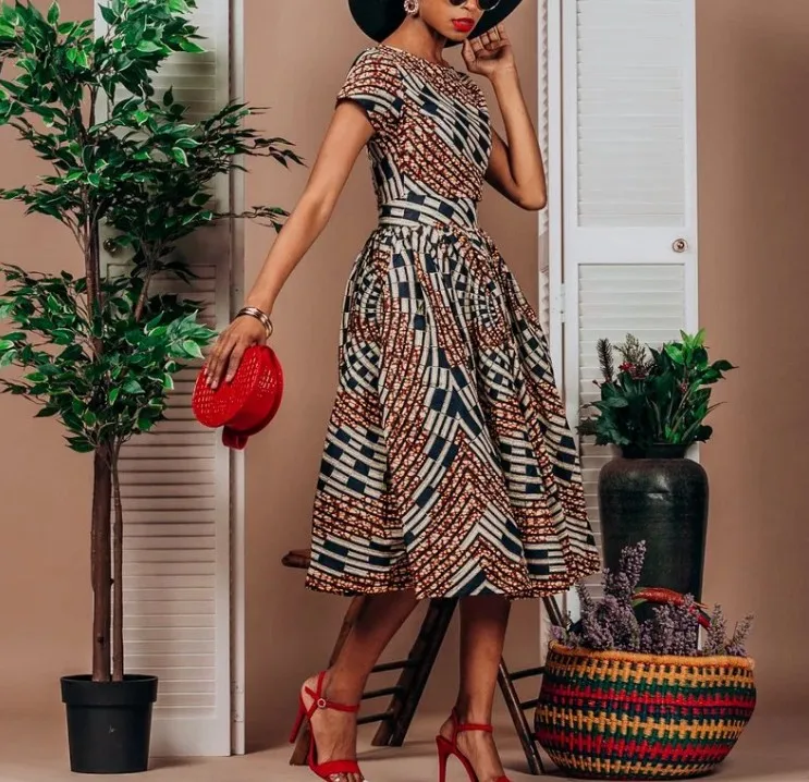 African Ankara Two Pieces Top and Knee Length Skirt (FZ102605)