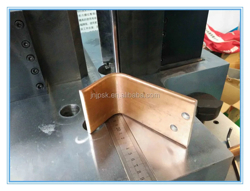 
 Максимальная ширина 150 мм, толщина 12 мм CNC машина для обработки медных шин  