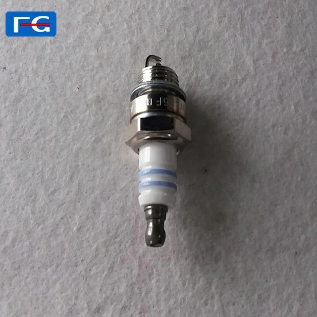 2 Strokes Engine Brush Cutter Spark Plug WSR6F R10 Chainsaw  Spark Plug in Small Engine