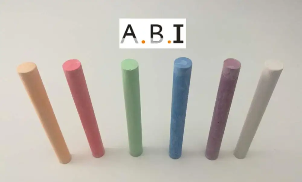 Белая меловая коробка из карбоната кальция