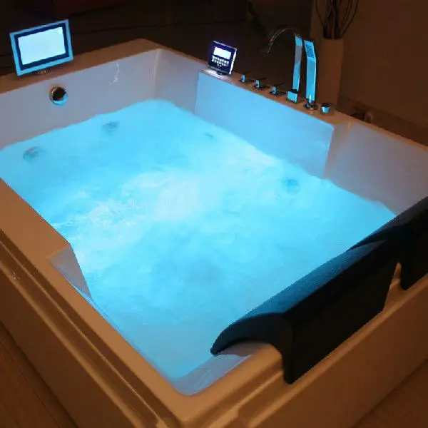 Luxury Two Person Freestanding Jetted Tub Whirlpool Sexy Couple Corner Multi Functional Acrylic Massage 2 Seater Bathtub With TV