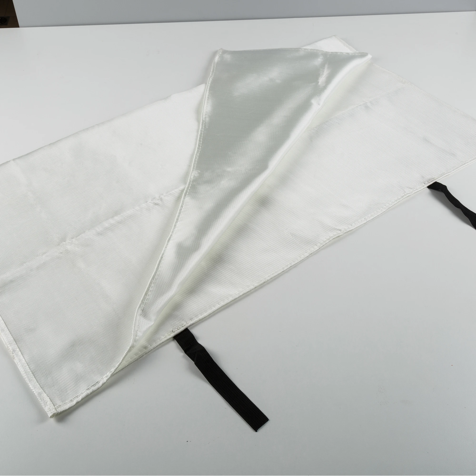 MSDS Report Fiberglass Fabric Insulation Welding Fire Blanket for Tent