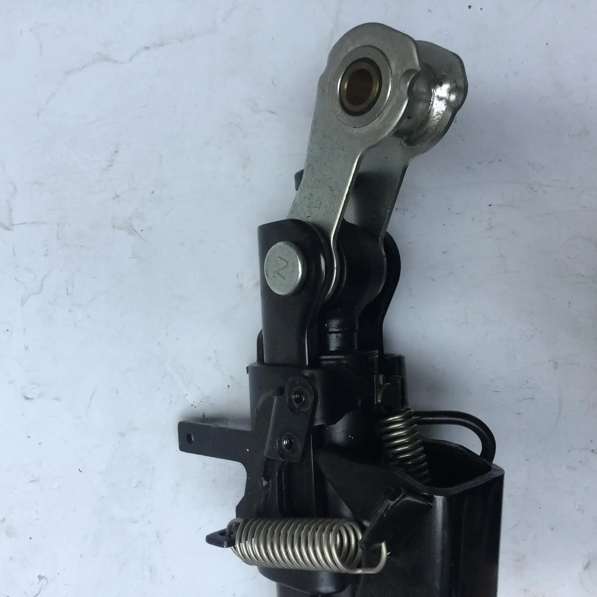 洋子品 Japanese Truck Cab Turnover Hydraulic Oil Cylinder for Nissan UD