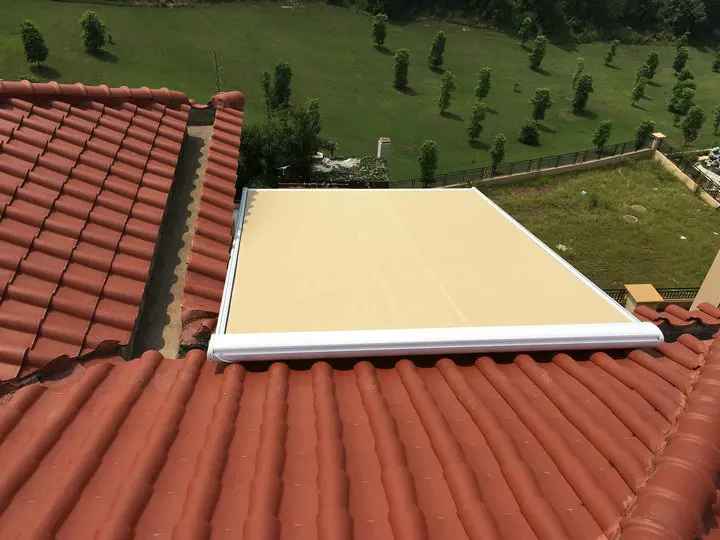 Retractable Motorized Balcony Conservatory Skylight Roof Retractable Awning Retractable Roof with Remote Control